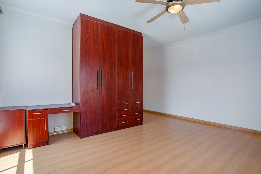 To Let 4 Bedroom Property for Rent in Val De Vie Estate Western Cape